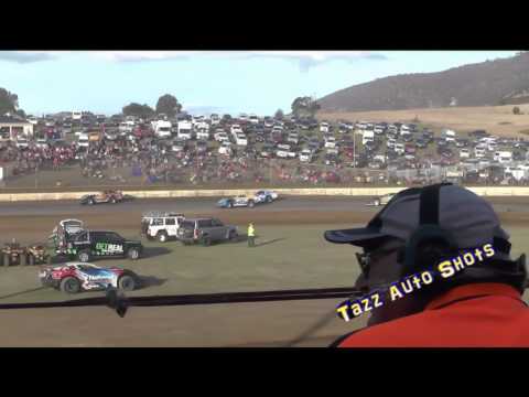 Super Sedans Grand National Heat 3 28/1/17 Solo Hobart Speedway
