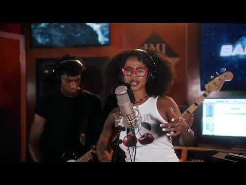 S3nsi Molly - Cougar | Live With Bar4Bar.TV