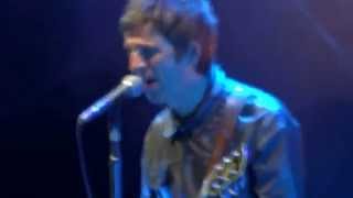 Noel Gallagher&#39;s High Flying Birds, You Know We Can t Go Back, Best Kept Secret