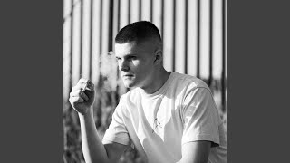 The Lavelles - Hide Behind A Cigarette (2026) video