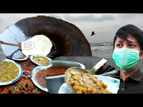 BEST PLACE FOR BREAKFAST IN KARACHI TRAVEL FOOD VLOG @StreetFood.pk