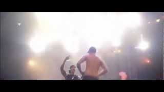 Download lagu Avenged Sevenfold - Walk mp3