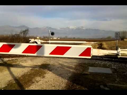 Passaggio a livello di Greccio (RI)// level crossing
