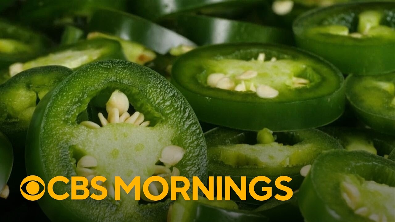 U.S. hit with more foodborne illnesses as Chipotle, Qdoba remove salmonella-linked jalapeños