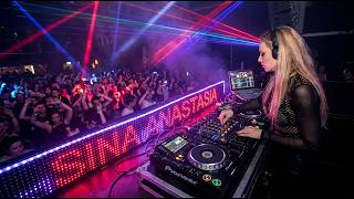 Sina Anastasia ( DJ + Live Gesang )