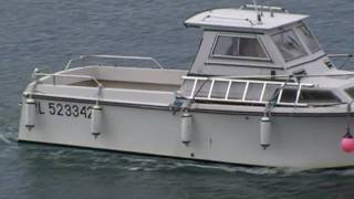 preview picture of video 'Boat Arguymick PL523342 Saint-Quay Portrieux, Brittany, France 21st July 2010'