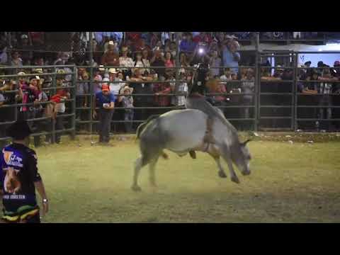 Delirio de Hacienda Las Lajas Jugando en San Jose de los Remates