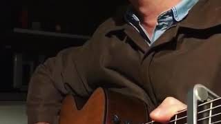 Solo da canção MOMENTOS - Victor Chaves