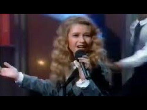 Christina Aguilera: "Think" (Live at The Mickey Mouse Club 1994)