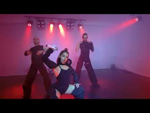 Yannara - P.U.T.A. (LIVE PERFORMACE FORÇA MOTRIZ)