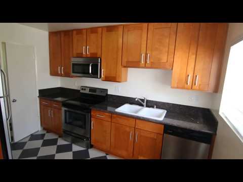 PL7636 - Large 2-Story 2 Bed + 2.5 Bath Apartment For Rent (Los Angeles, CA).