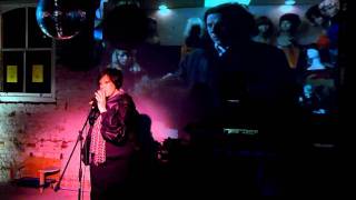 The Opiates - 02 - I'm Not Simone Choule (The Bear Pit London 19/10/2011)