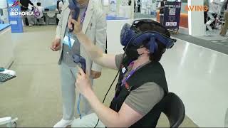Demonstrate "Rehabware" VR game for brain plastic recovery training at BIO KOREA 2022!임 '리햅웨어' 시연