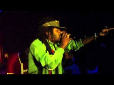 Digital Dubs - Jeru Banto- Salve aos mestres