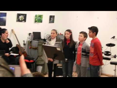 18. 12. 2013. Veseli se Majko Božja, Dječja klapa Mendula, Medulin