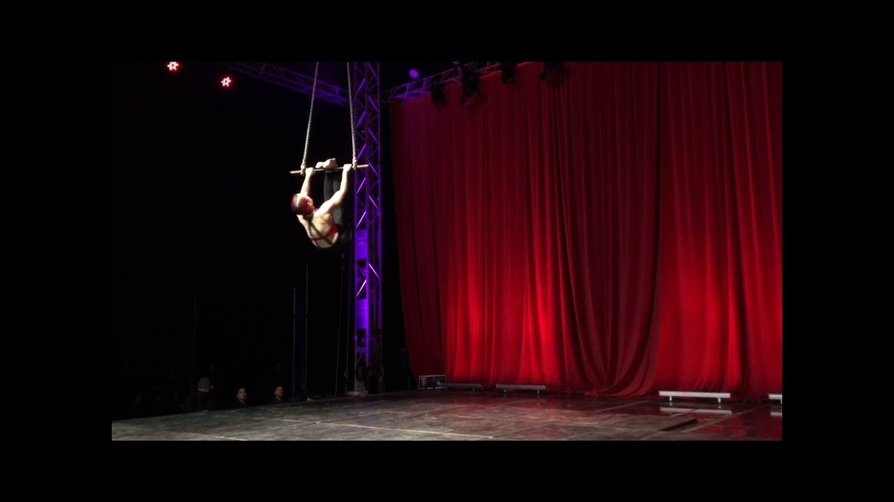 Promotional video thumbnail 3 for Strawberry Cirque