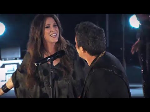 Malú y Alejandro Sanz "Desde cuando" | La música no se toca | Concierto Sevilla