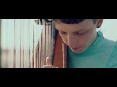 Cerys Hafana  - Y Pibydd Coch