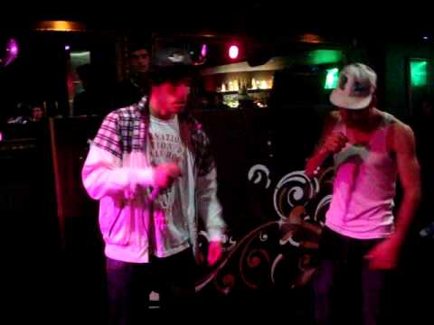 uNk kRew Palhad'Aço - Introdução.MPG