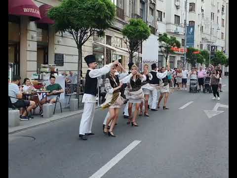 Romanian Folk Dancing💃 🇷🇴