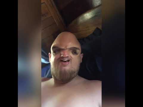 Familiji umrela tasta