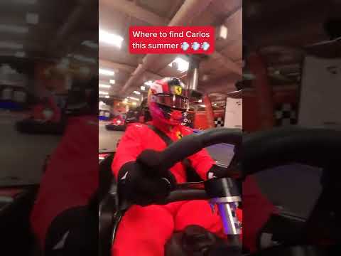 Live footage from Carlos’ summer break 🏎