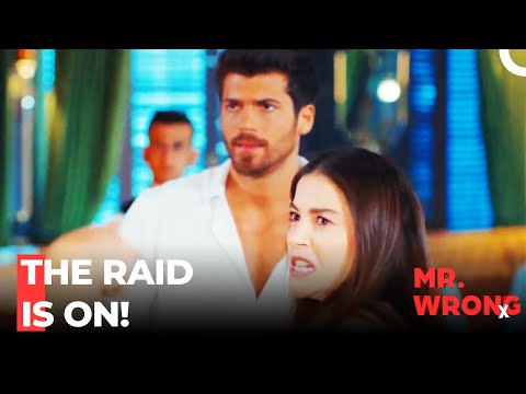 How Ozgur And Ezgi Enter The Place - Mr. Wrong