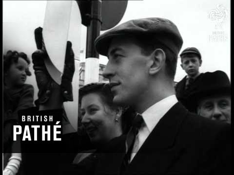 Selected Originals - The Queen Comes Home  (1954)