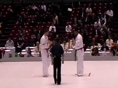 Lucas McKinnon versus Damian Galinski