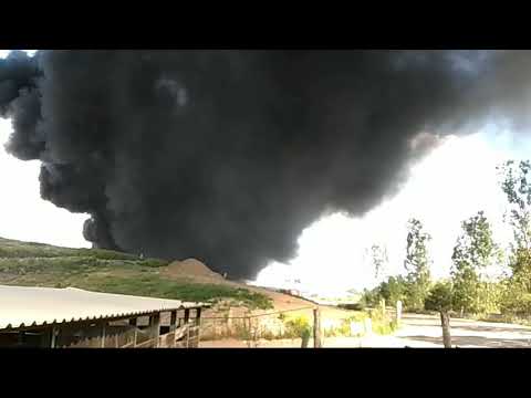 Pożar na miejskim składowisku odpadów w  Lubinie 1/2