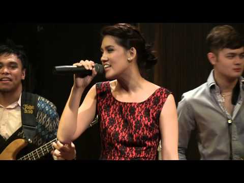 BLP ft. Monita Tahalea & Joey Alexander - Gita Sorga Bergema @ Mostly Jazz 23/12/12 [HD]