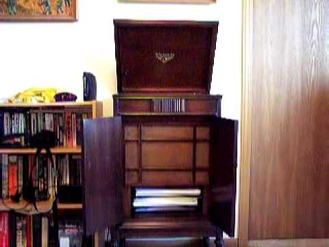 All the Way Choo Choo - Johnny Long and his Orchestra