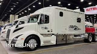 156&quot; Mega Sleeper Volvo VNL64T300 D13 500 HP 306&quot; WB 2023 SEMI Truck