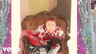 Little Dragon - Sweet (Music Video)