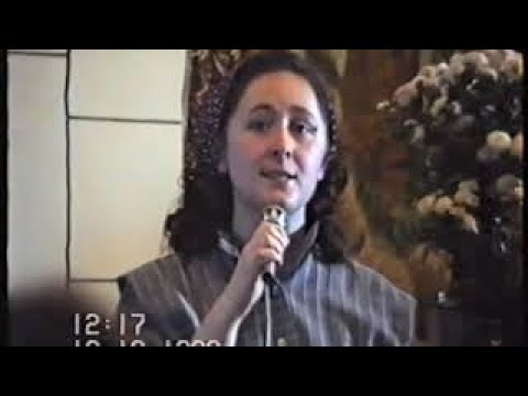 Emima Stan (1988) - Psalmul 91 & cantarea: „Iubiti, iubiti, iubiti-L pe Dumnezeu” (Video de Arhiva)