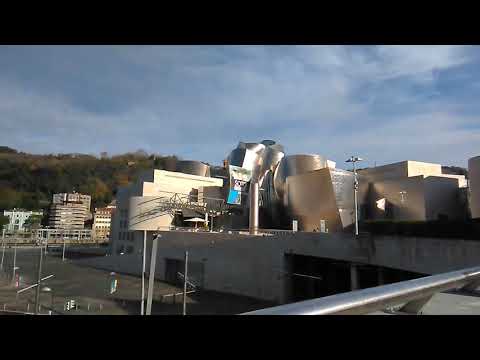 Guggenheim Museum Bilbao with floral Puppy