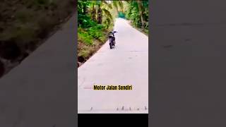 Download lagu Motor Jatuh ke Jurang ⭕ Belajar Naik Motor ⭕ #viralshorts #vidioviral #fypppppppp mp3