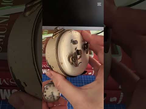 Identifying radioactive clocks ⌚☢️ #science #radioactivity #clock #radio