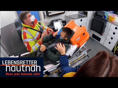 "I'm scared!": 8-year-old suffers severe head injury!! | Lifesavers up close | SAT.1