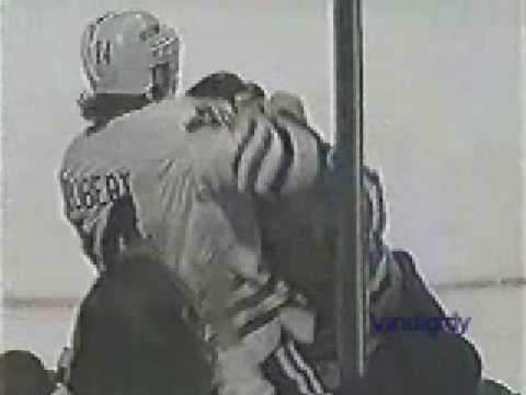 Todd Ewen vs Bob Probert