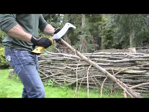 Fiskars krūmų kablys WoodXpert XA3 (126004) video