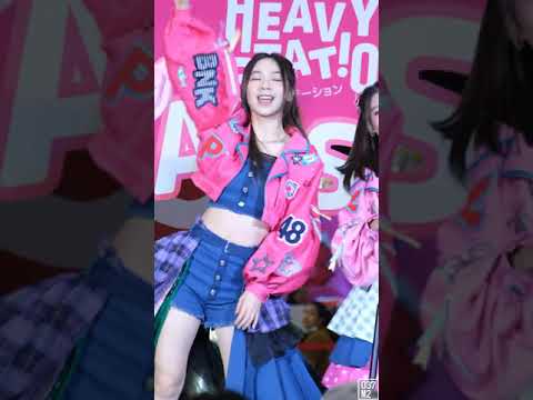 201107 BNK48 Pun - Heavy Rotation @ Central Festival Hatyai [Portrait Fancam 4k60p]