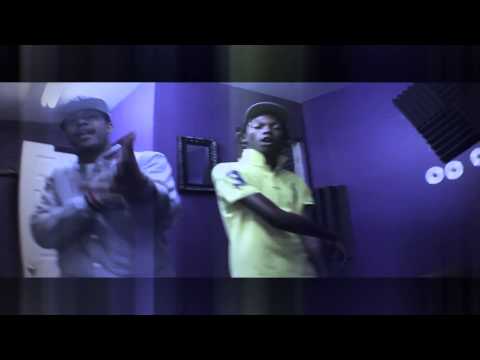 Quin Bookz X Ouzi #FlikaDaWrist (Studio Performance)