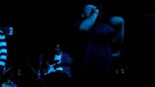 Look Daggers / Free Moral Agents (Live at The Detroit Bar)