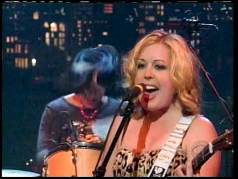 Sleater-Kinney - Jumpers (Letterman, 2005)