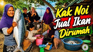 Download lagu Hasil Tangkapan Ikan Hari Ini Dibeli Sama Warga Dompak mp3
