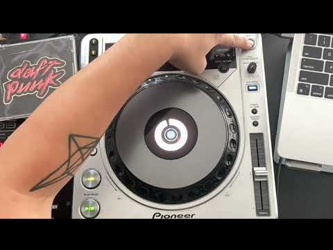 HOW TO DJ: PIONEER CDJ 800 TUTORIAL For Beginner DJs