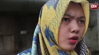 Download lagu Cewek ngapak menggoda mp3