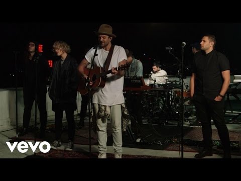 Hillsong UNITED - Closer Than You Know (Top Of The Tower)