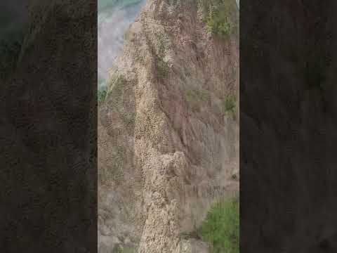 Descubre el "Valle de los Muñecos": El Tesoro Desértico y Surrealista de Rovira, Tolima